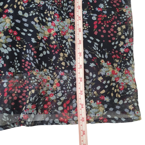 Jay Jay's Dark Floral Dress - Picture 6 of 13